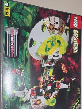 Lego SYSTEM Spacecraft with White, Neon Green, Black and Red Accents